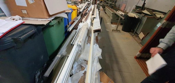 200#5222 Giacenze magazzino per lavorazione infissi in vendita - foto 20