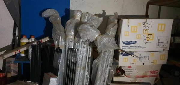 200#5222 Giacenze magazzino per lavorazione infissi in vendita - foto 30