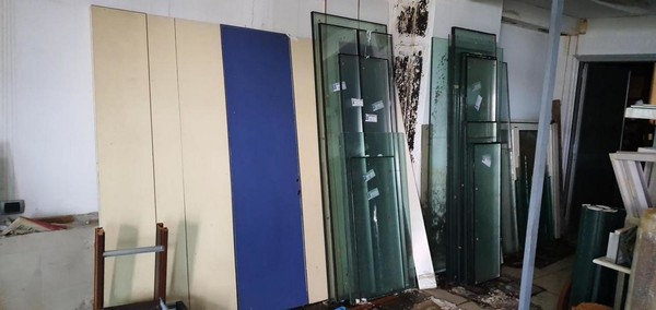 200#5222 Giacenze magazzino per lavorazione infissi in vendita - foto 53