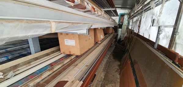 200#5222 Giacenze magazzino per lavorazione infissi in vendita - foto 63