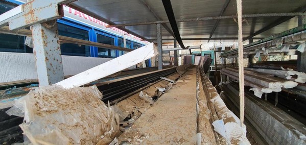 200#5222 Giacenze magazzino per lavorazione infissi in vendita - foto 67