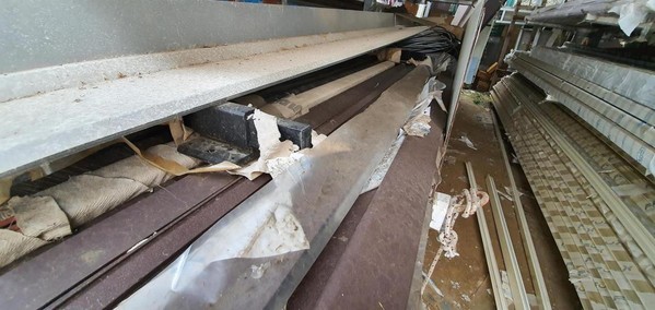 200#5222 Giacenze magazzino per lavorazione infissi in vendita - foto 69