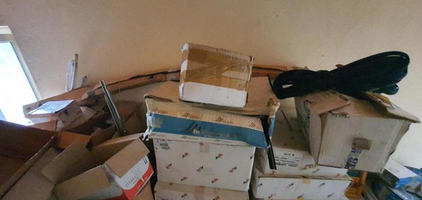 200#5222 Giacenze magazzino per lavorazione infissi in vendita - foto 84