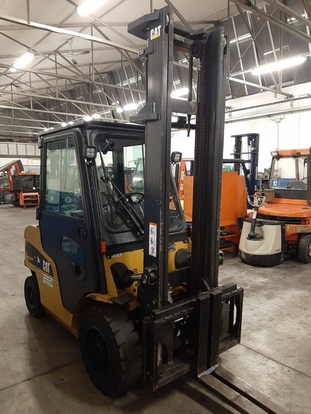 1#5225 Carrello elevatore Caterpillar Diesel DP30NTD in vendita - foto 1