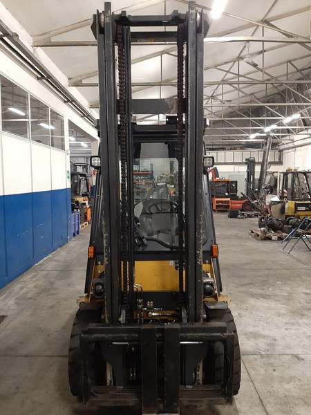 1#5225 Carrello elevatore Caterpillar Diesel DP30NTD in vendita - foto 3