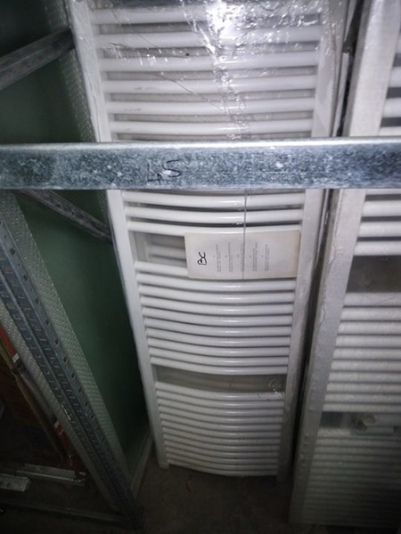 120#5232 Termoarredo da bagno in vendita - foto 1