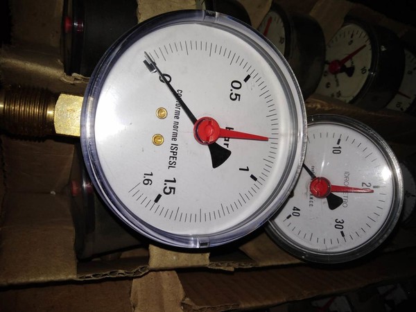 130#5232 Manometri in vendita - foto 1