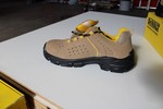 Image 5 - Safety shoes De Walt DWF-50067-143 - Lot 2 (Auction 5237)