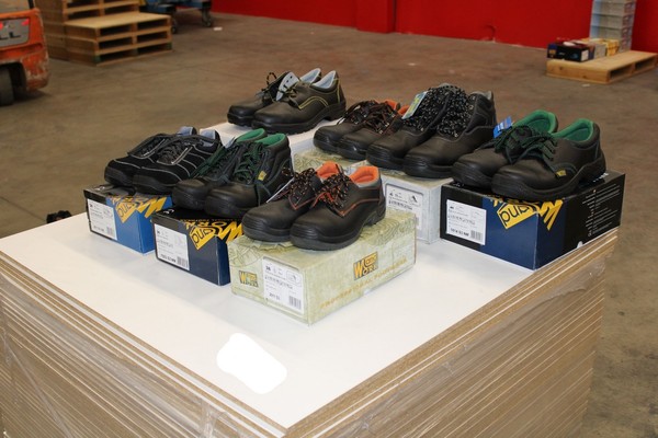 23#5237 Scarpe antinfortunistiche Wand Work in vendita - foto 22