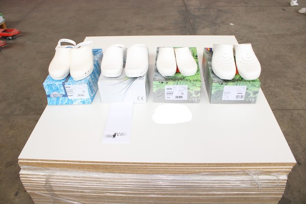 52#5237 Calzature sanitarie Safe Way  K055 in vendita - foto 1