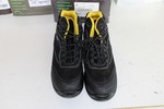 Image 4 - Siili Safety safety shoes - Lot 8 (Auction 5237)