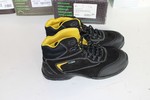 Image 5 - Siili Safety safety shoes - Lot 8 (Auction 5237)