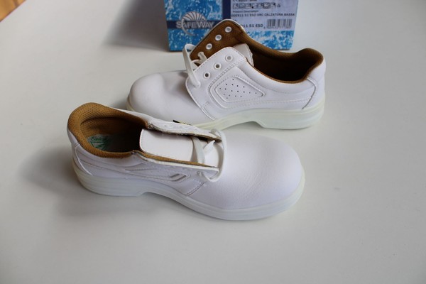 94#5240 Calzature sanitarie Safe Way in vendita - foto 3