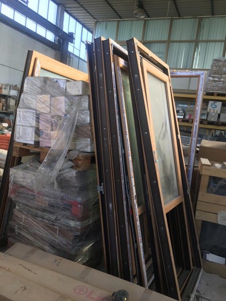 6#5250 Infisso in PVC in vendita - foto 3