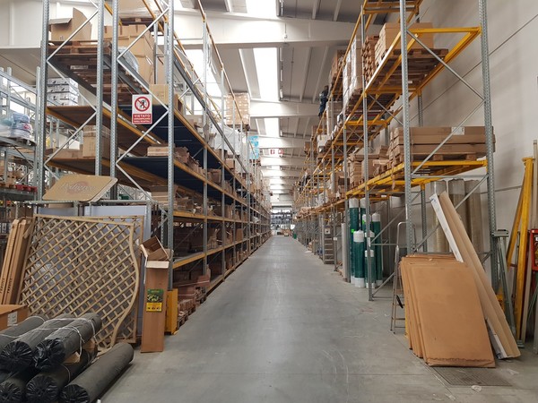 20#5251 Scaffalature e soppalchi in vendita - foto 33