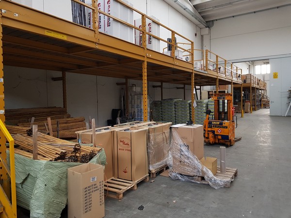 20#5251 Scaffalature e soppalchi in vendita - foto 43