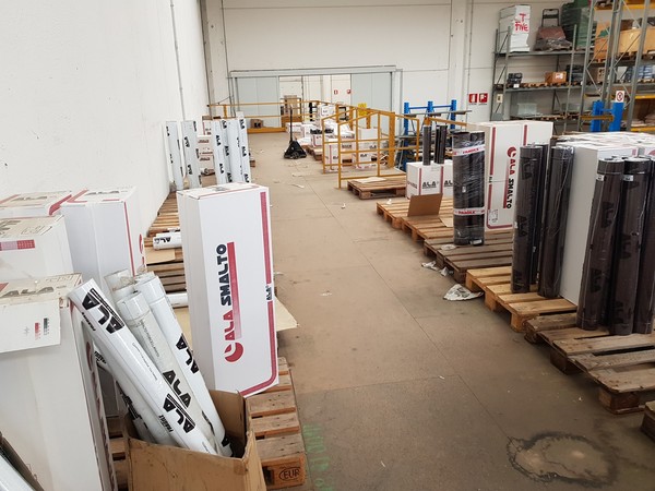 20#5251 Scaffalature e soppalchi in vendita - foto 44