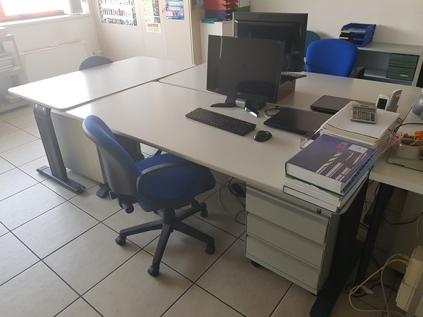 21#52510 Arredi ed attrezzature elettroniche in vendita - foto 76