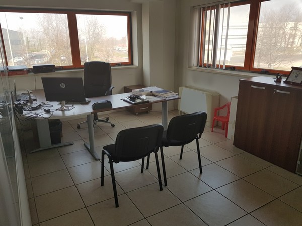 21#52510 Arredi ed attrezzature elettroniche in vendita - foto 83