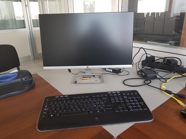 21#52510 Arredi ed attrezzature elettroniche in vendita - foto 90