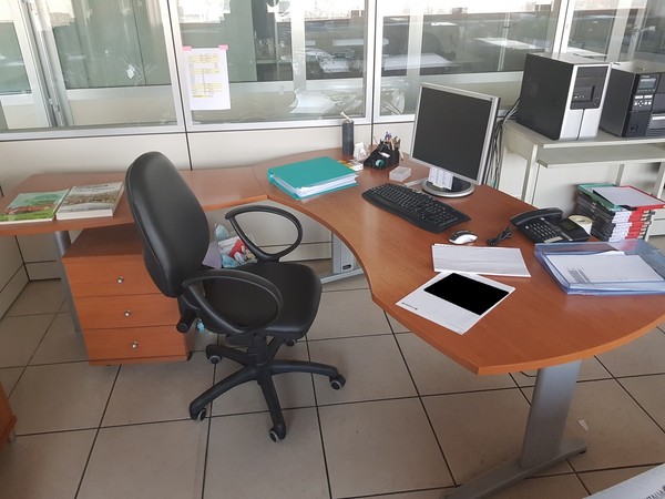 21#52510 Arredi ed attrezzature elettroniche in vendita - foto 110