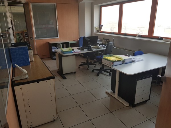 21#52510 Arredi ed attrezzature elettroniche in vendita - foto 113