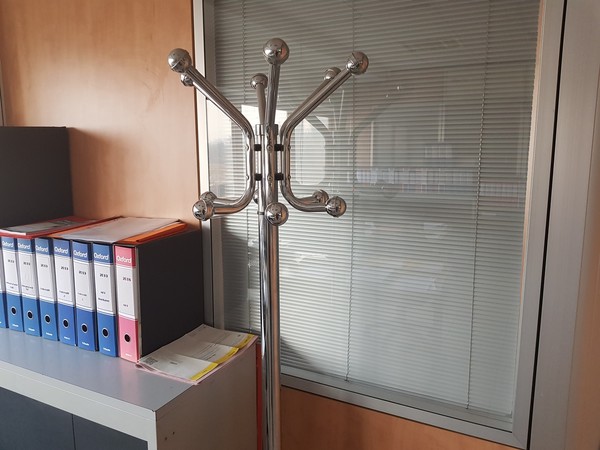 21#52510 Arredi ed attrezzature elettroniche in vendita - foto 146