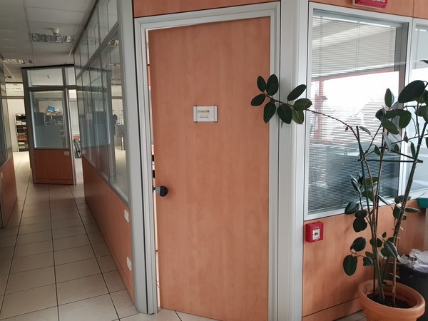 21#52510 Arredi ed attrezzature elettroniche in vendita - foto 184