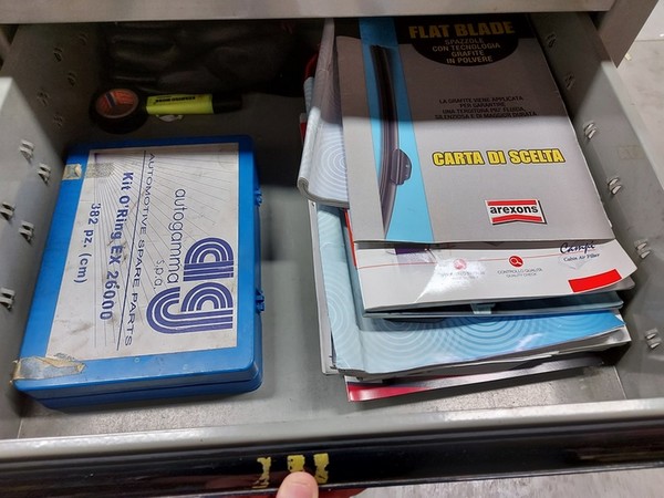 1#5256 Cessione di azienda dedita al commercio di ricambi per automobili e motocicli in vendita - foto 102