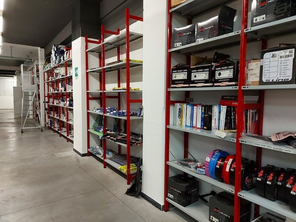 1#5256 Cessione di azienda dedita al commercio di ricambi per automobili e motocicli in vendita - foto 127