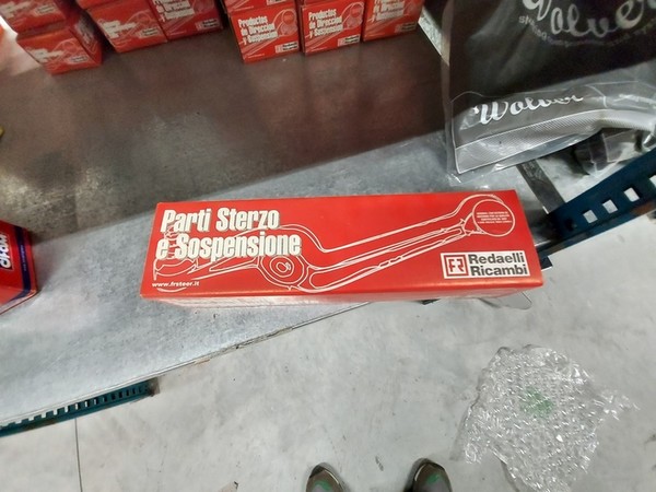 1#5256 Cessione di azienda dedita al commercio di ricambi per automobili e motocicli in vendita - foto 204