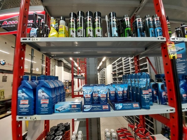 1#5256 Cessione di azienda dedita al commercio di ricambi per automobili e motocicli in vendita - foto 229