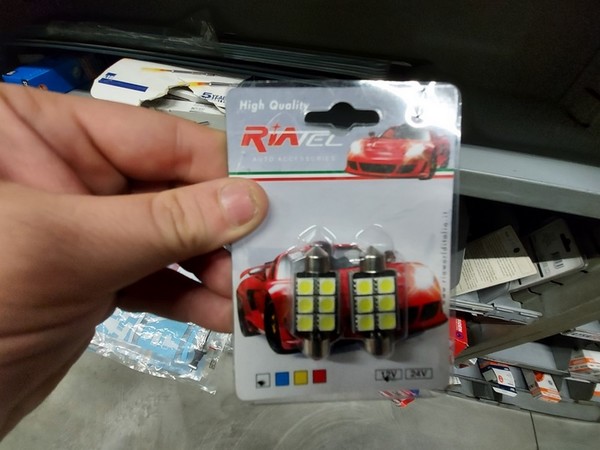 1#5256 Cessione di azienda dedita al commercio di ricambi per automobili e motocicli in vendita - foto 249