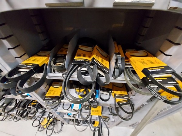 2#5256 Magazzino di ricambi e accessori per autorimessa in vendita - foto 81