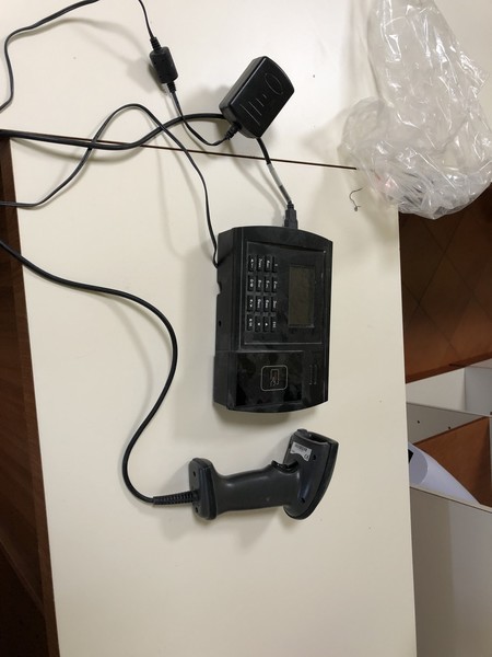 1#5257 Arredi ufficio e attrezzature elettroniche in vendita - foto 3