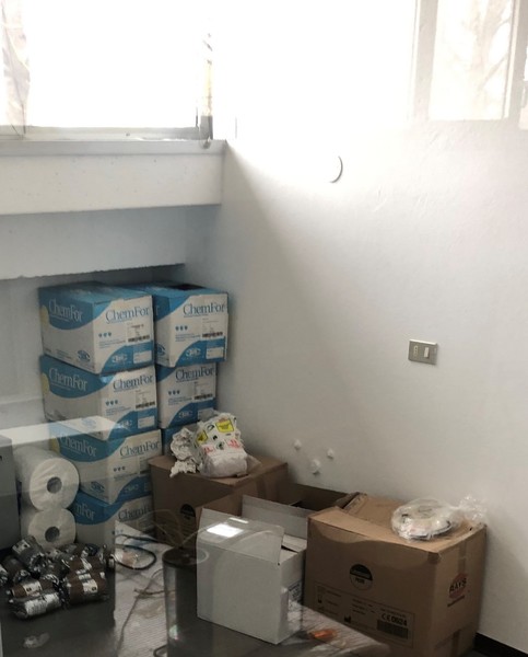 1#5257 Arredi ufficio e attrezzature elettroniche in vendita - foto 9