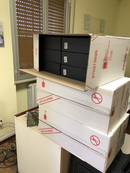 1#5257 Arredi ufficio e attrezzature elettroniche in vendita - foto 32
