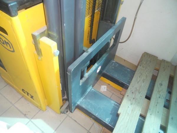 11#5259 Carrello elevatore elettrico FiatOM in vendita - foto 9