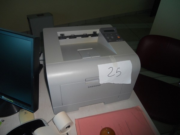 19#5259 Arredamento e attrezzature per ufficio in vendita - foto 10
