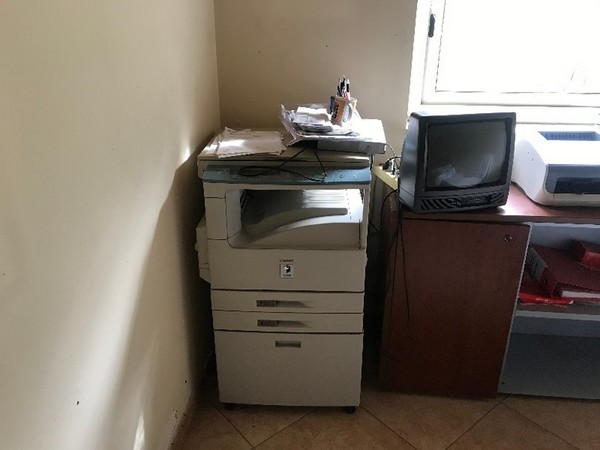 10#5270 Arredi ed attrezzature da ufficio in vendita - foto 3