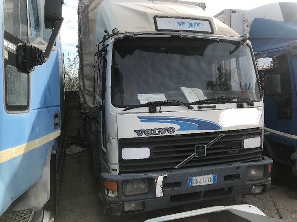 3#5270 Autocarri Iveco e Volvo in vendita - foto 3