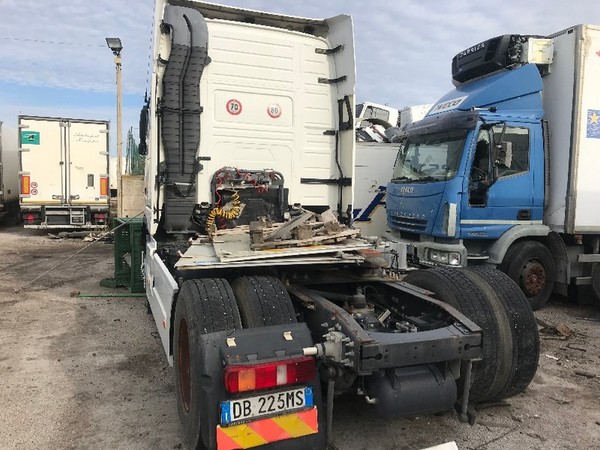 7#5270 Trattore stradale Volvo in vendita - foto 2
