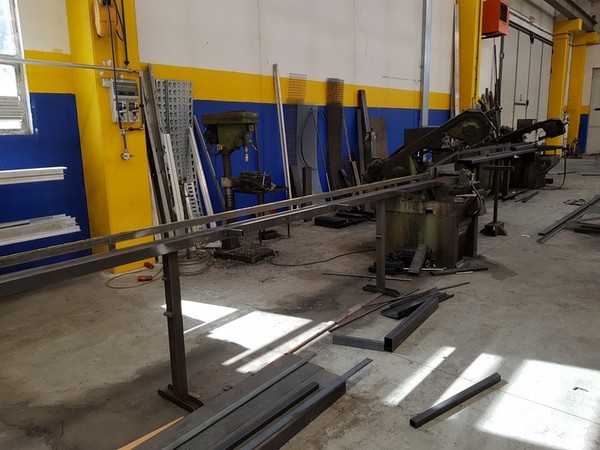 29#5273 Attrezzature per lavorazione metalli e prodotti finiti in vendita - foto 7