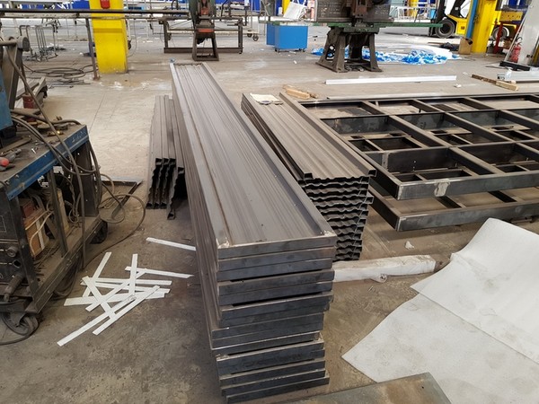 29#5273 Attrezzature per lavorazione metalli e prodotti finiti in vendita - foto 30