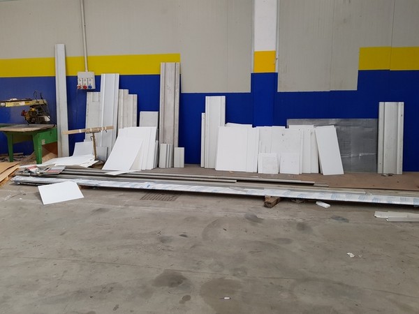 29#5273 Attrezzature per lavorazione metalli e prodotti finiti in vendita - foto 36