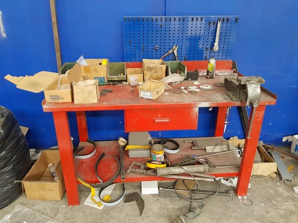 29#5273 Attrezzature per lavorazione metalli e prodotti finiti in vendita - foto 90