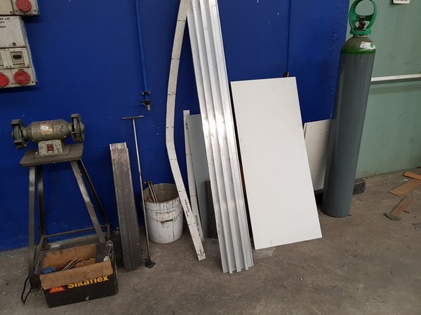 29#5273 Attrezzature per lavorazione metalli e prodotti finiti in vendita - foto 95
