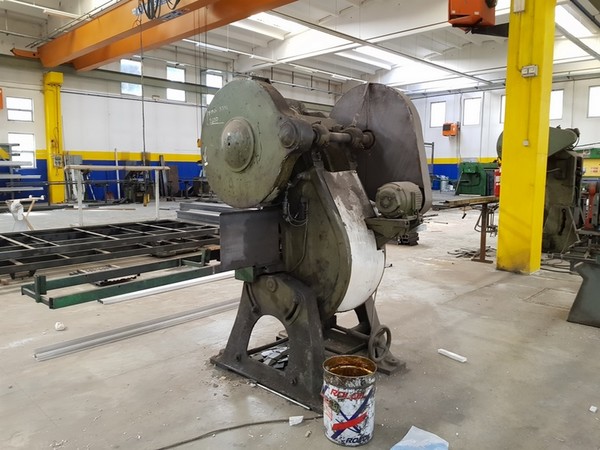 29#5273 Attrezzature per lavorazione metalli e prodotti finiti in vendita - foto 125
