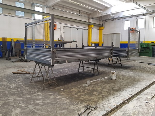 29#5273 Attrezzature per lavorazione metalli e prodotti finiti in vendita - foto 129