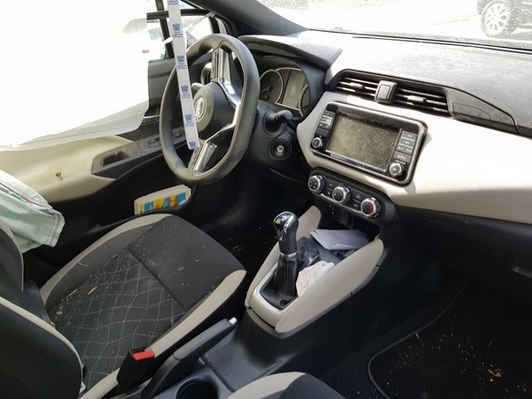 99#5273 Autovettura Nissan Micra in vendita - foto 17